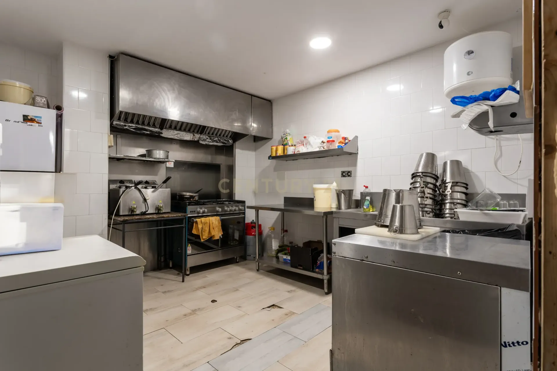 Commercial property à Barcelona, Espagne 116 m2 No. 167153