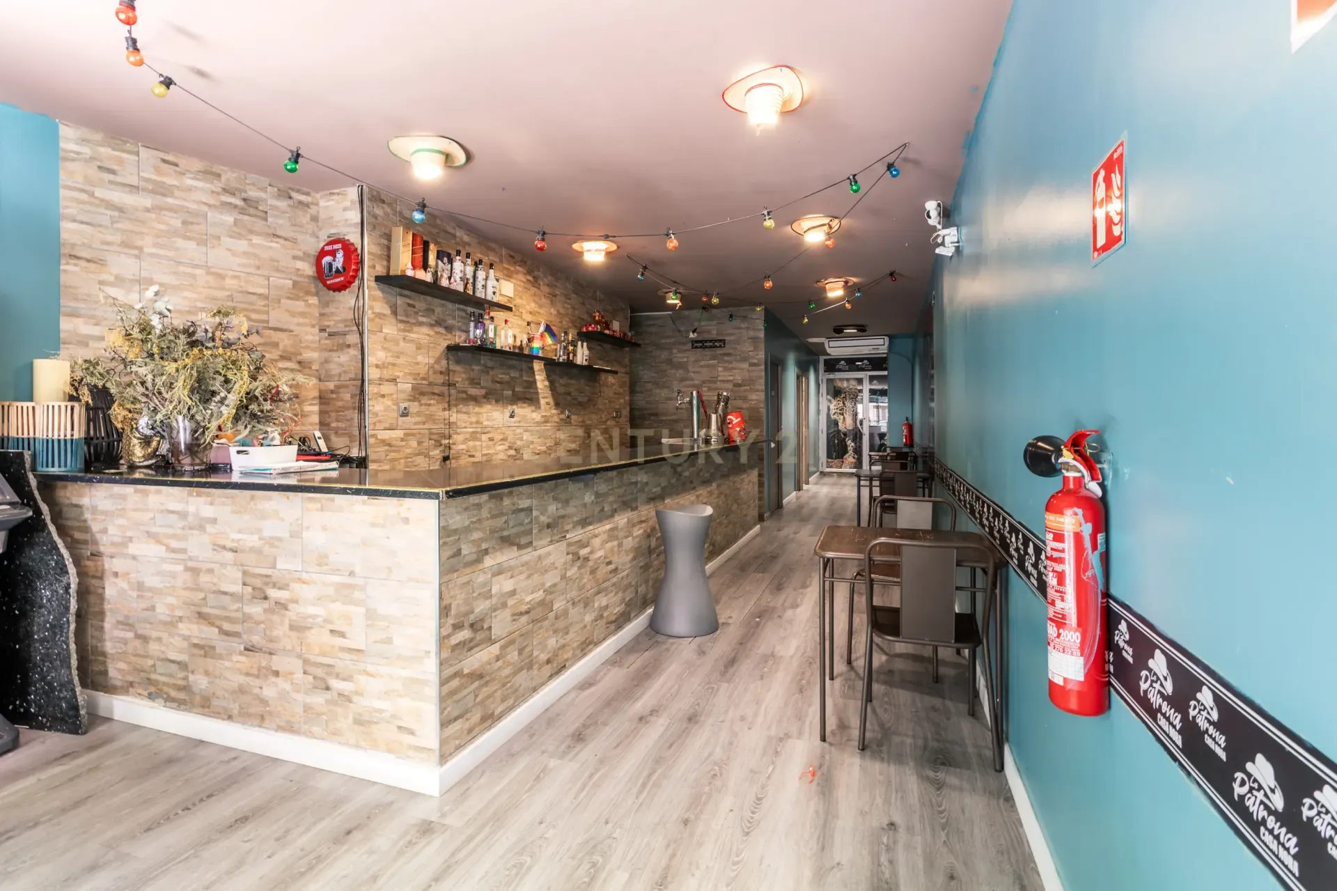 Commercial property à Barcelona, Espagne 116 m2 No. 167153