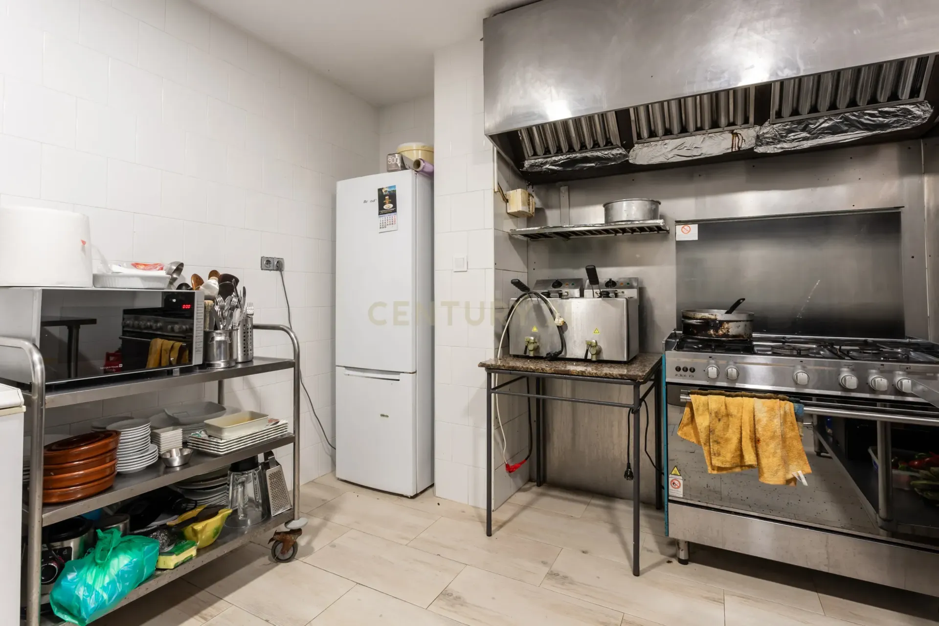 Commercial property à Barcelona, Espagne 116 m2 No. 167153
