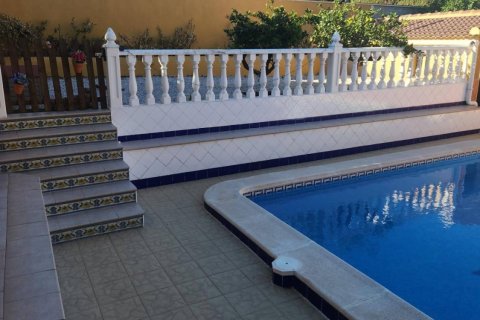 Villa till salu i Alicante, Spanien 2 sovrum, 133 kvm. Nr. 155361 - foto 2