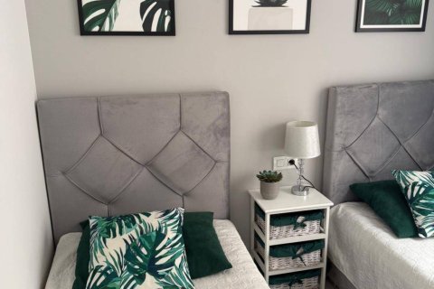 Apartamento en venta en Torre de la Horadada, Alicante, España 2 dormitorios, 95 m2 No. 155363 - foto 26