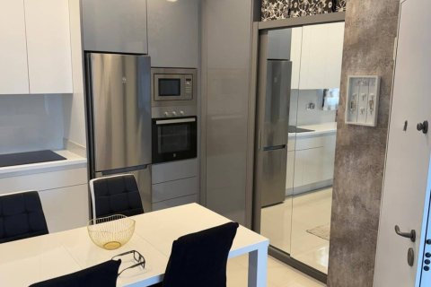 Apartamento en venta en Torre de la Horadada, Alicante, España 2 dormitorios, 95 m2 No. 155363 - foto 17