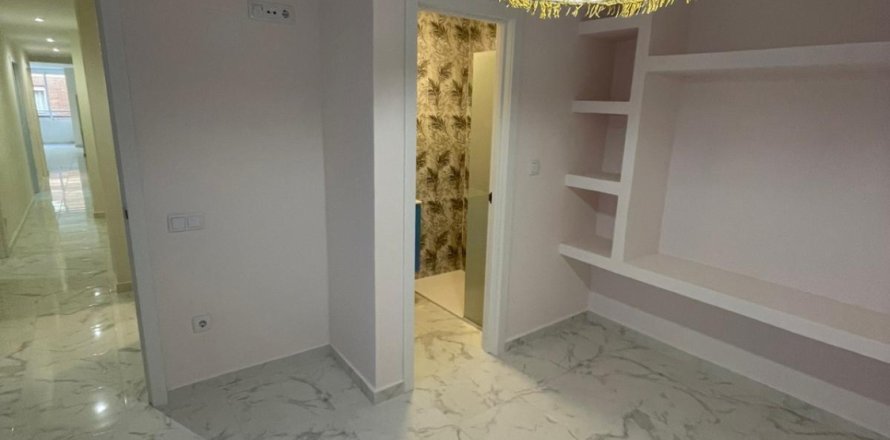 Dzīvoklis Torrevieja, Alicante, Spānijā 3 istabas, 105 m2 Nr. 155362