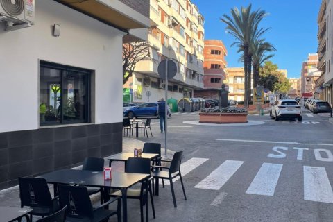 Dzīvoklis pārdošanā Torrevieja, Alicante, Spānijā 3 istabas, 105 m2 Nr. 155362 - attēls 14
