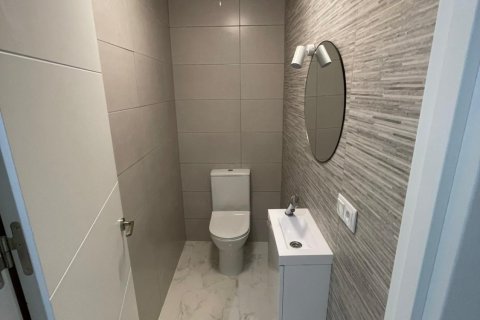 Dzīvoklis pārdošanā Torrevieja, Alicante, Spānijā 3 istabas, 105 m2 Nr. 155362 - attēls 9