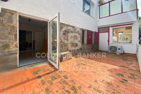 House for sale in Roses, Girona, Spain 4 bedrooms, 235 sq.m. No. 157976 - photo 15