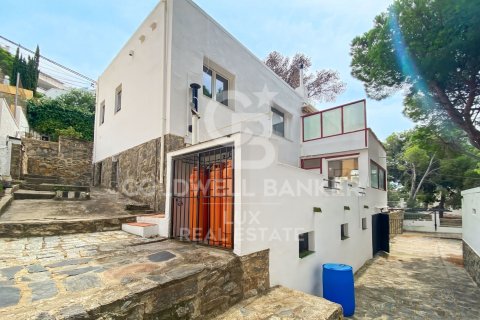 House for sale in Roses, Girona, Spain 4 bedrooms, 235 sq.m. No. 157976 - photo 21