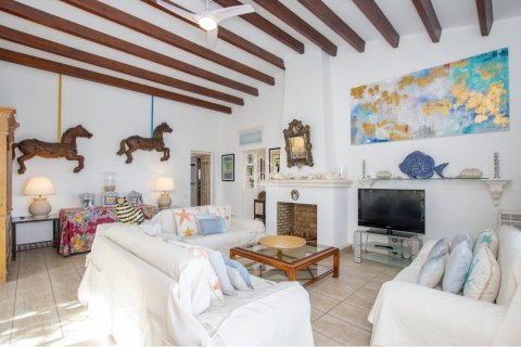 Huvila myytävänä Ciutadella De Menorca, Menorca, Espanja, 6 makuuhuonetta, 341 m2 No. 142665 - kuva 2