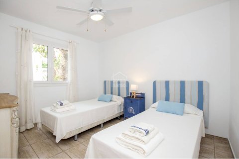 Huvila myytävänä Ciutadella De Menorca, Menorca, Espanja, 6 makuuhuonetta, 341 m2 No. 142665 - kuva 11