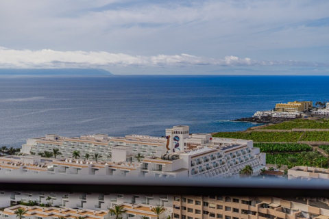 Apartment for sale in Playa Paraiso, Tenerife, Spain 1 bedroom, 65 sq.m. No. 195215 - photo 3