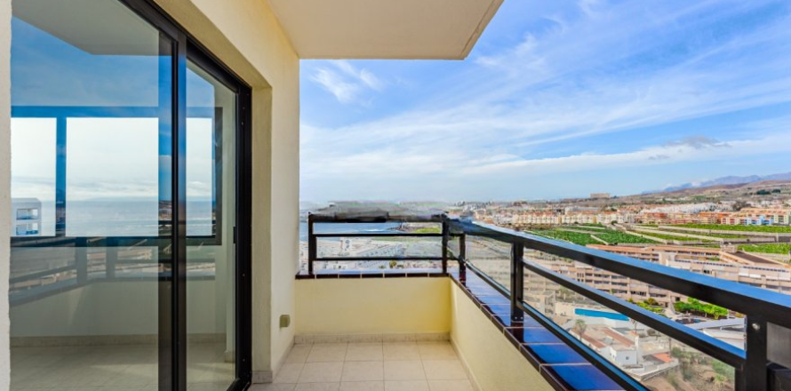 Apartment in Playa Paraiso, Tenerife, Spain 1 bedroom, 65 sq.m. No. 195215