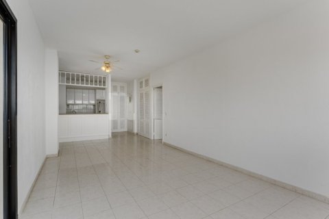 Apartment for sale in Playa Paraiso, Tenerife, Spain 1 bedroom, 65 sq.m. No. 195215 - photo 6