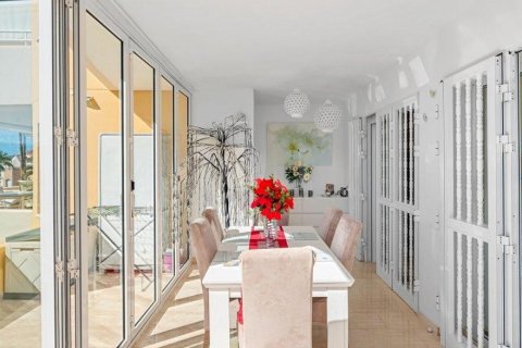 Apartment for sale in Tenerife, Spain 3 bedrooms, 88 sq.m. No. 195211 - photo 3