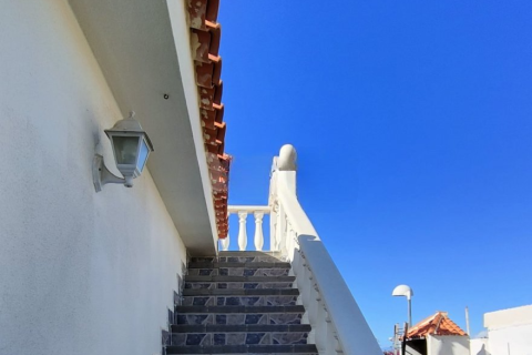Bungalow for sale in Callao Salvaje, Tenerife, Spain 3 bedrooms, 100 sq.m. No. 195214 - photo 8