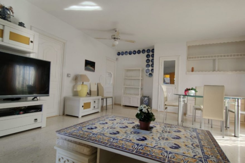 Bungalow for sale in Callao Salvaje, Tenerife, Spain 3 bedrooms, 100 sq.m. No. 195214 - photo 13