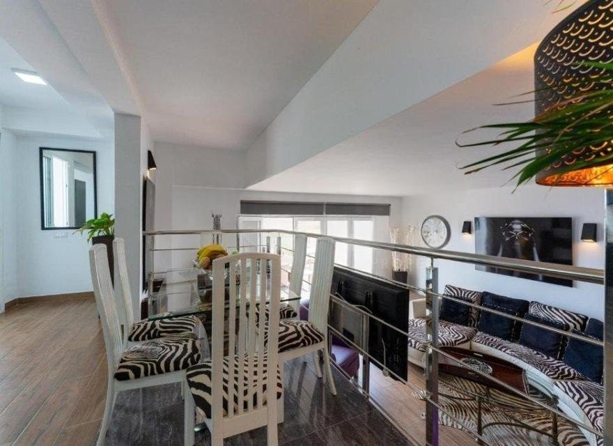 Villa i Tenerife, Spanien 7 sovrum, 373 kvm. Nr. 195209