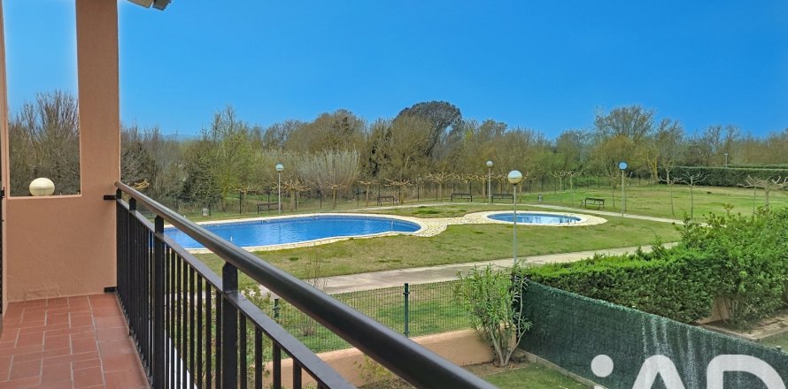 Rindu māja Torroella de Montgri, Girona, Spānijā 3 istabas, 124 m2 Nr. 173034