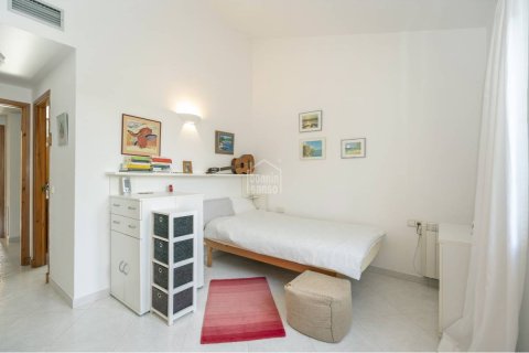 Huvila myytävänä Ciutadella De Menorca, Menorca, Espanja, 4 makuuhuonetta, 200 m2 No. 160597 - kuva 12