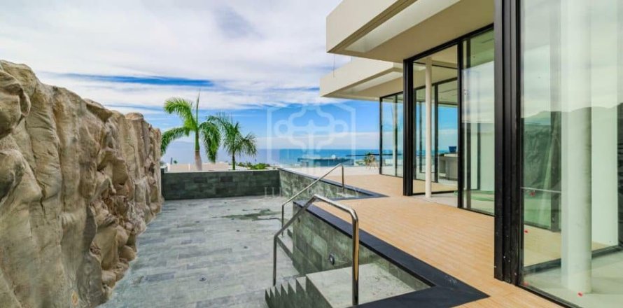 Huvila Guia de Isora, Tenerife, Espanja 4 makuuhuonetta, 649 m2 No. 160598