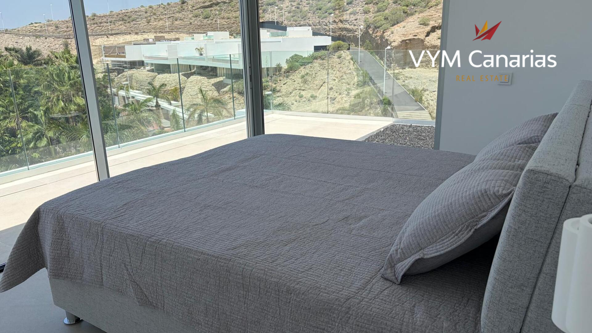Villa a San Eugenio, Tenerife, Spagna 4 camere da letto, 260 mq. N° 178295