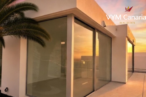 Villa till salu i San Eugenio, Tenerife, Spanien 4 sovrum, 260 kvm. Nr. 178295 - foto 7
