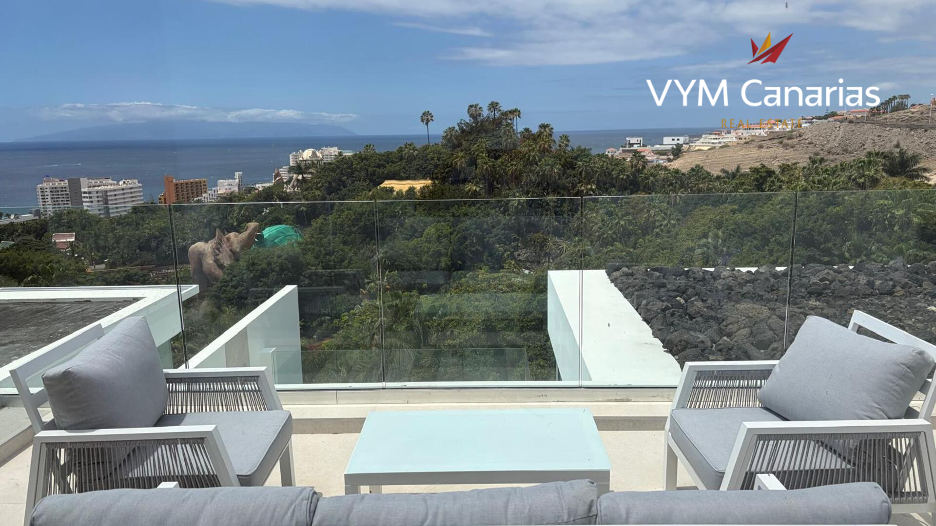 Villa a San Eugenio, Tenerife, Spagna 4 camere da letto, 260 mq. N° 178295