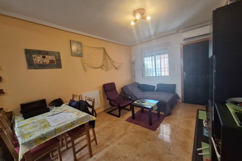 Bungalow till salu i El Limonar, Malaga, Spanien 2 sovrum, 54 kvm. Nr. 196287 - foto 4