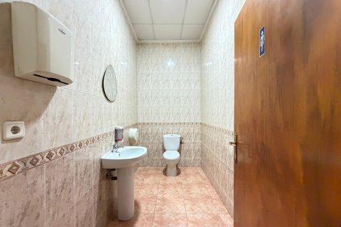 Commercial property à vendre à Torrevieja, Alicante, Espagne, 98 m2 No. 196286 - photo 23