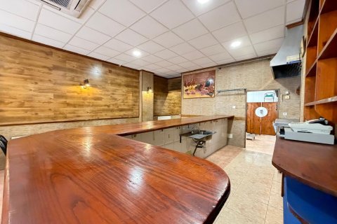 Commercial property à vendre à Torrevieja, Alicante, Espagne, 98 m2 No. 196286 - photo 7
