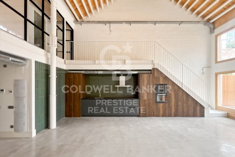 Duplex for sale in Barcelona, Spain 2 bedrooms, 164 sq.m. No. 159889 - photo 2