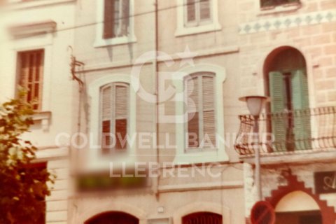 Propiedad comercial en El Masnou, Barcelona, España 286 m2 No. 159885