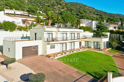 Villa Pau, Girona, Spānijā 5 istabas, 483 m2 Nr. 159886