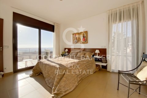 Villa à vendre à Pau, Girona, Espagne, 5 chambres, 483 m2 No. 159886 - photo 18
