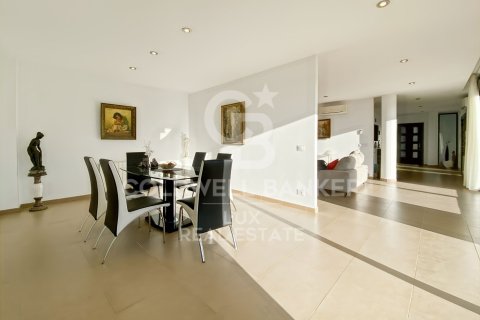 Villa à vendre à Pau, Girona, Espagne, 5 chambres, 483 m2 No. 159886 - photo 6