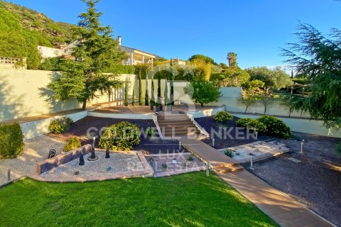 Villa à vendre à Pau, Girona, Espagne, 5 chambres, 483 m2 No. 159886 - photo 3