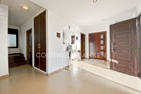 Villa à vendre à Pau, Girona, Espagne, 5 chambres, 483 m2 No. 159886 - photo 12