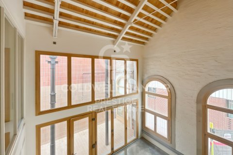 Bliźniak w Barcelona, Hiszpania 2 sypialnie, 98 mkw. nr 159888