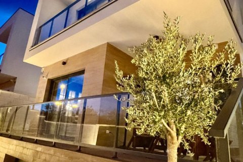 Villa à vendre à Alicante, Espagne, 4 chambres, 376 m2 No. 180827 - photo 3