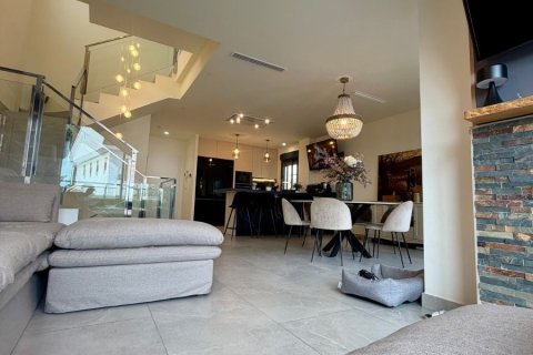 Villa à vendre à Alicante, Espagne, 4 chambres, 376 m2 No. 180827 - photo 17