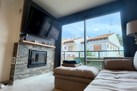 Villa à vendre à Alicante, Espagne, 4 chambres, 376 m2 No. 180827 - photo 19