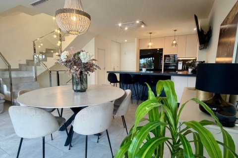 Villa à vendre à Alicante, Espagne, 4 chambres, 376 m2 No. 180827 - photo 22