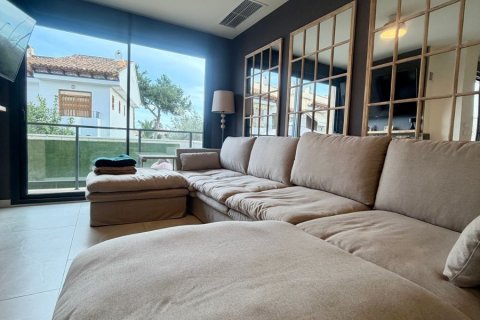 Villa à vendre à Alicante, Espagne, 4 chambres, 376 m2 No. 180827 - photo 15