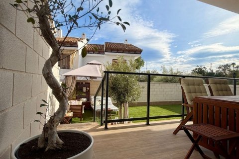 Villa à vendre à Alicante, Espagne, 4 chambres, 376 m2 No. 180827 - photo 9