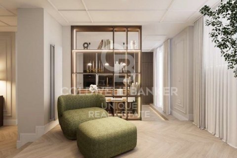 Penthouse for sale in Madrid, Spain 3 bedrooms, 162 sq.m. No. 158389 - photo 3