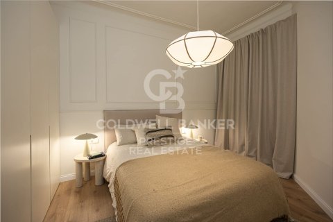 Huoneisto myytävänä Barcelona, Espanja, 4 makuuhuonetta, 241 m2 No. 158388 - kuva 20