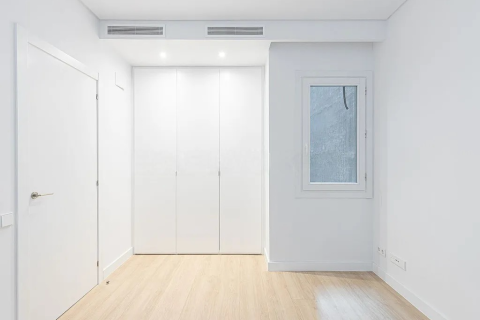 Huoneisto myytävänä Barcelona, Espanja, 3 makuuhuonetta, No. 141228 - kuva 4