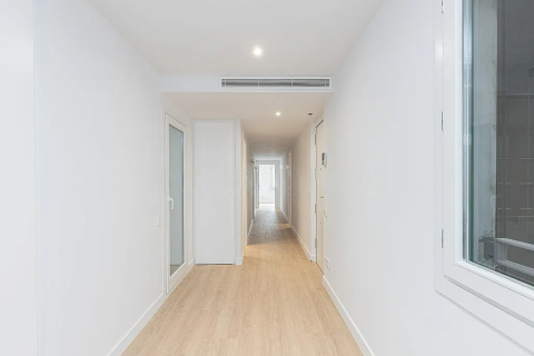 Huoneisto myytävänä Barcelona, Espanja, 3 makuuhuonetta, No. 141228 - kuva 9