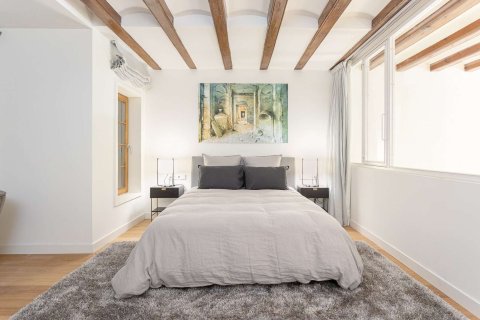 Apartment à vendre à Barcelona, Espagne, 3 chambres, No. 141230 - photo 2