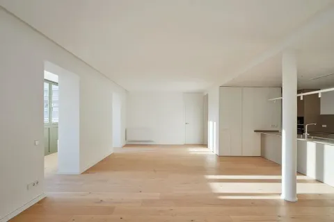 Apartment à vendre à Barcelona, Espagne, 4 chambres, No. 141232 - photo 7