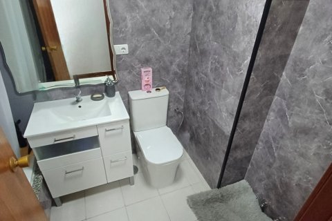 Продажа квартиры в Леон, Испания 3 спальни, 121м2 №195055 - фото 15